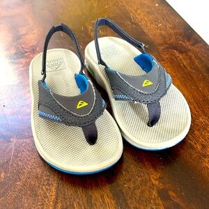Little boys size 7-8 Reef Flip-Gray/blue/lime green!